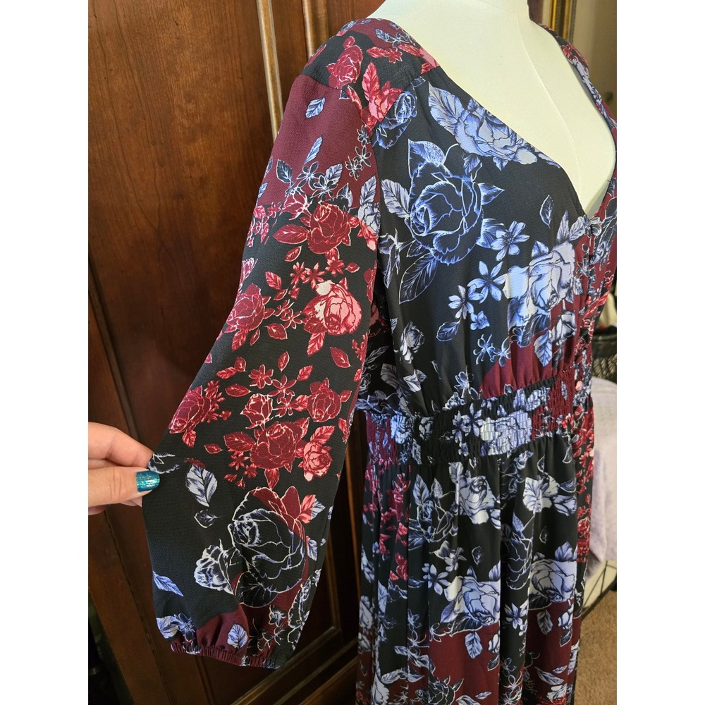 City Chic Floral Maxi Dress Burgundy Blue Black Smocked Waist V-Neck Size 16 - Picture 5 of 8